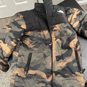 Boys XL size 18-20 The North Face Coat , used - like new condi,no rips or stains